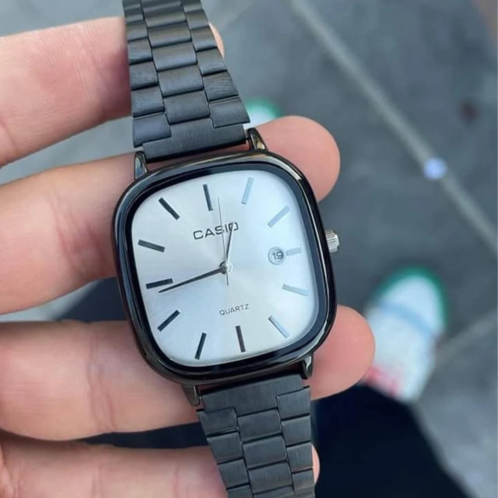 CASIO QUARTZ VINTAGE WATCH