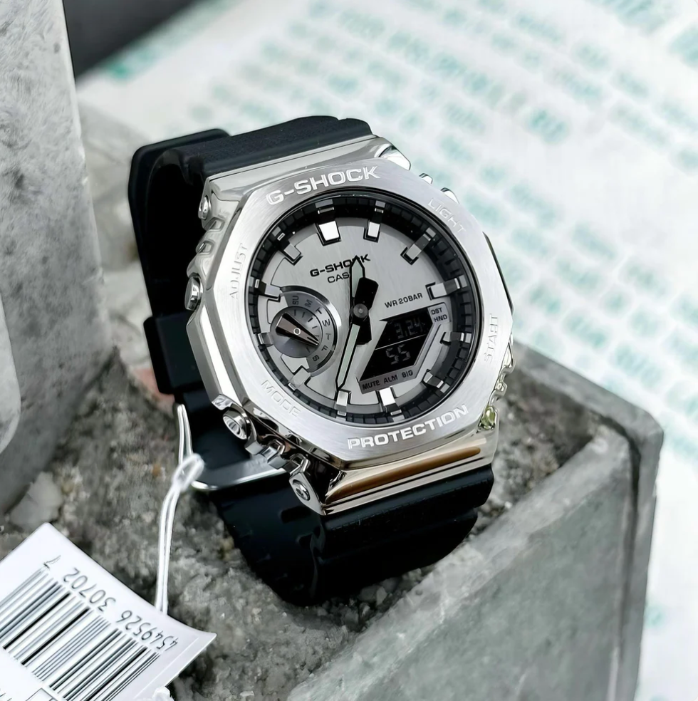 G-SHOCK G2100 SILVER-BLACK Metal Body