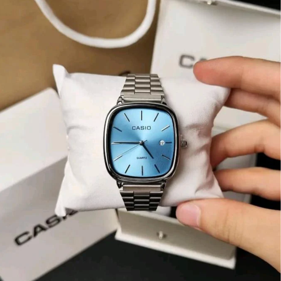 CASIO QUARTZ VINTAGE WATCH